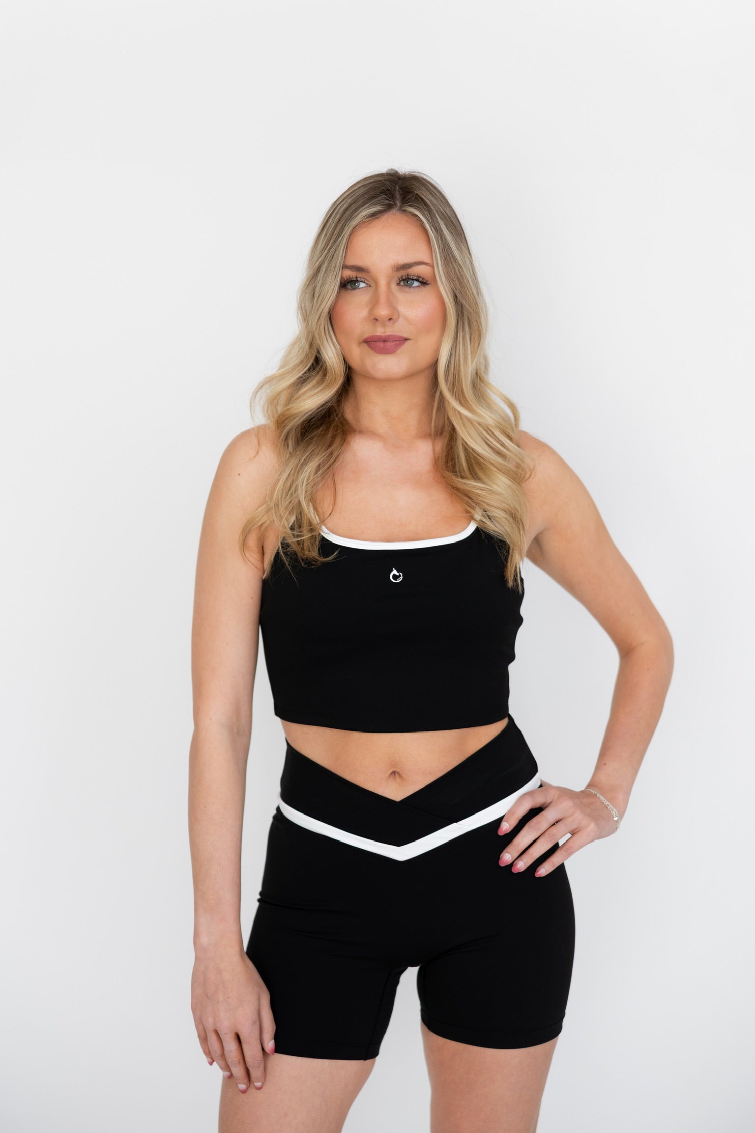 Gen D Cropped Sport Tank
